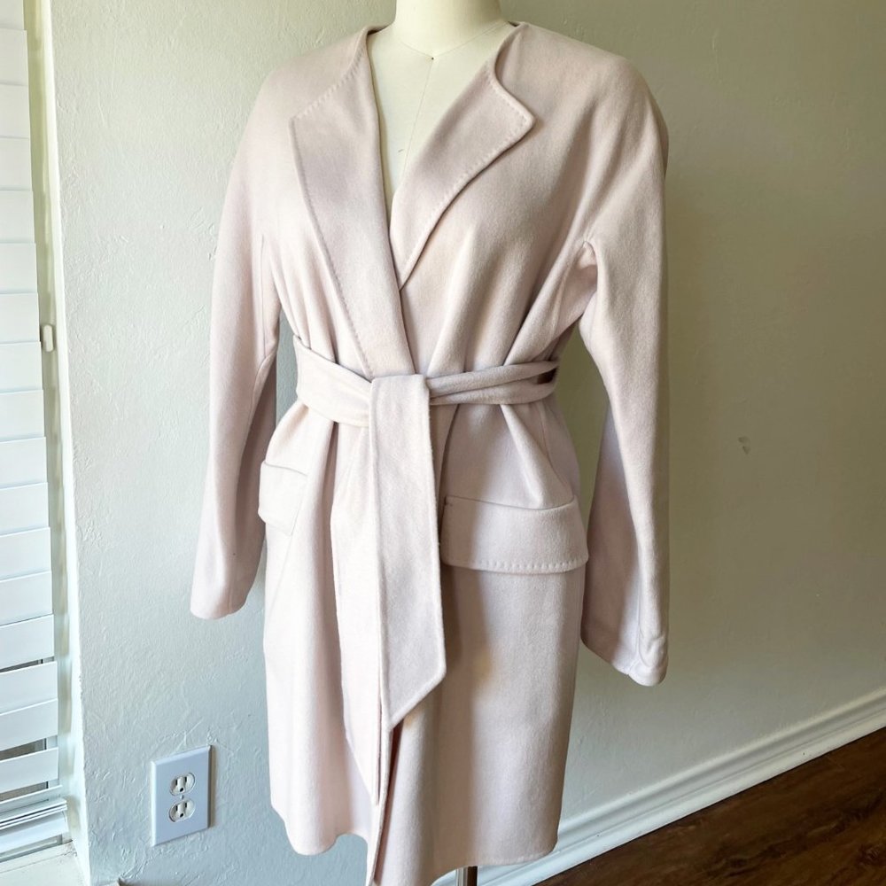MaxMara Short Coat Light Pink 100% Cashmere Made in Italy Belted Size 12